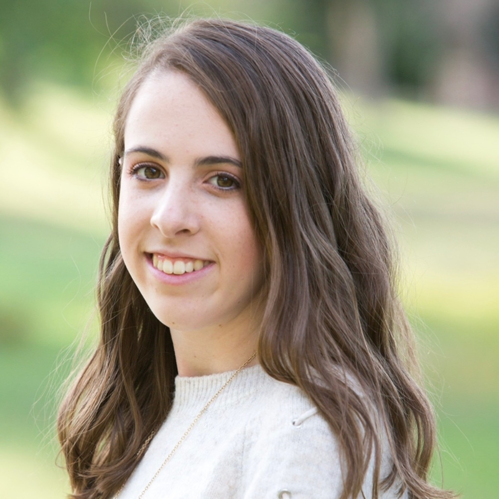 Meet your Posher, Lauren